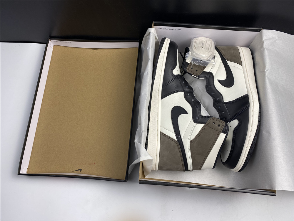 Air Jordan 1 Retro High OG 