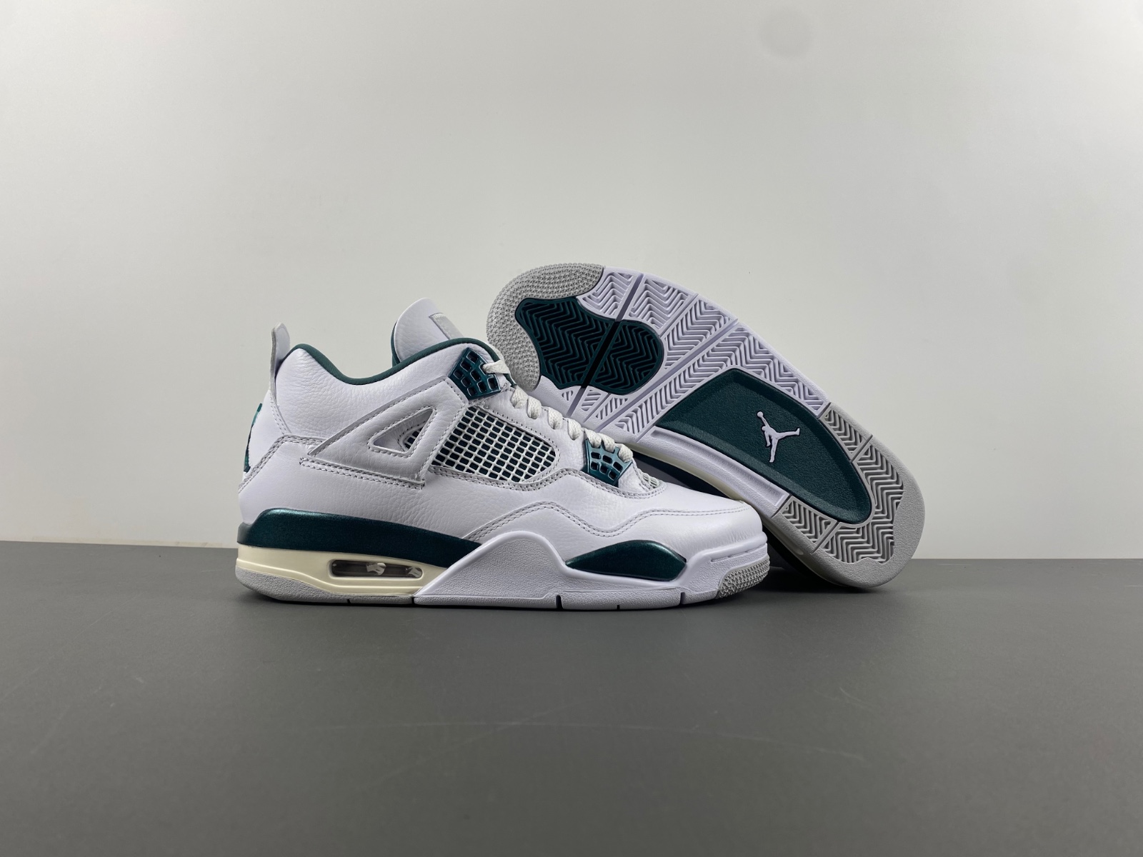 Air Jordan 4 "Oxidized Green" FQ8138-103