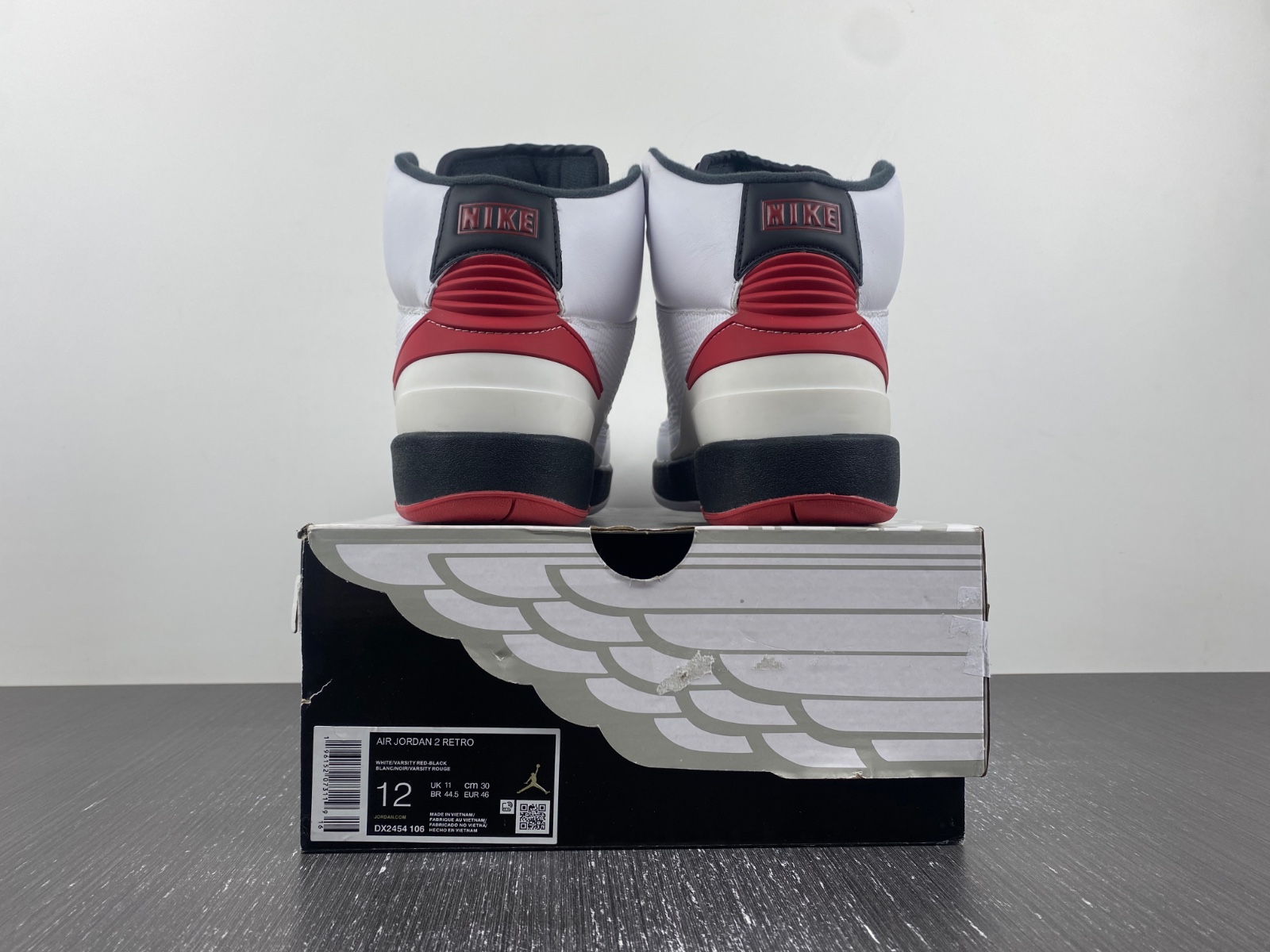 Air Jordan 2 OG "Chicago" 2022 Retro DX2454-106