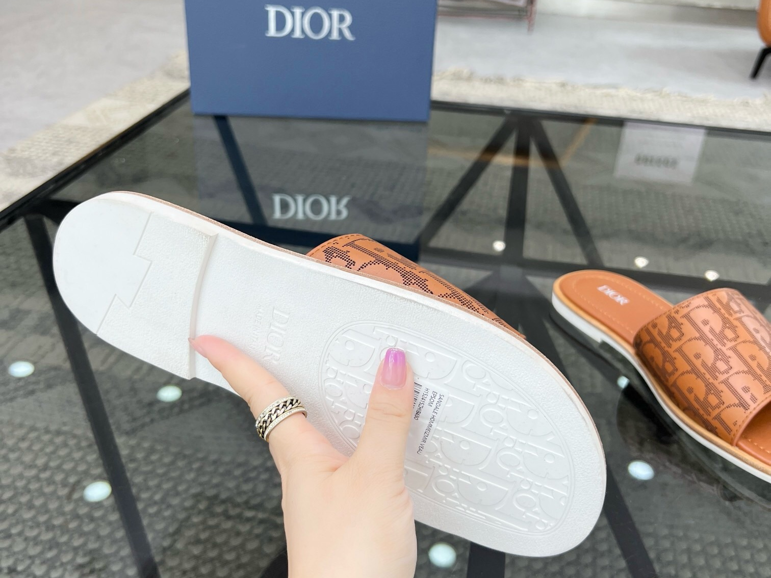 DIOR SANDAL