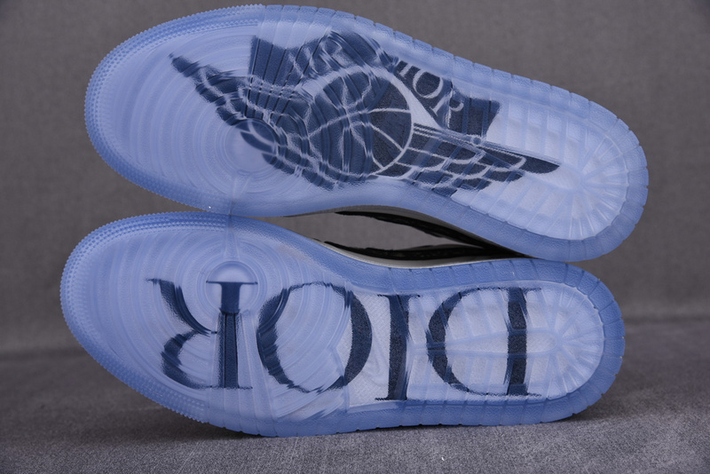 DIOR x Air Jordan 1 Low AJ1 Grey White Black 553668 998