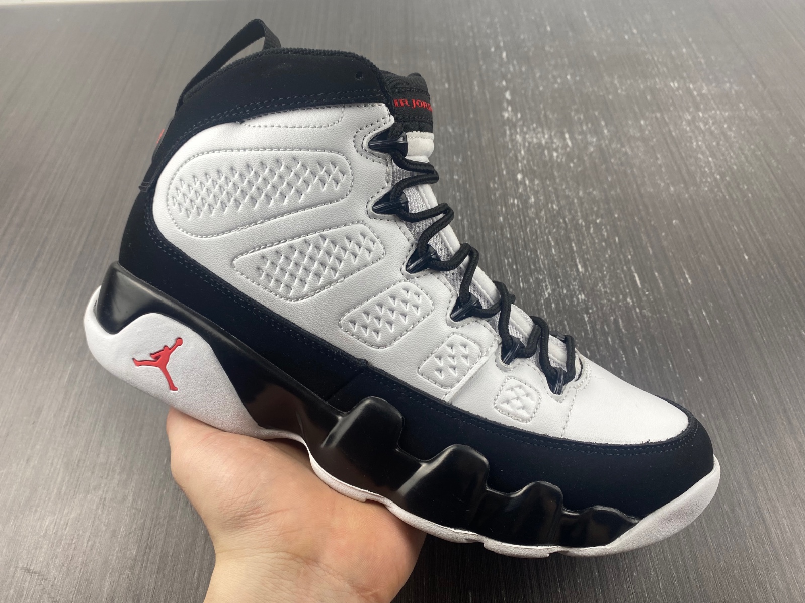 Air Jordan 9 Retro OG 