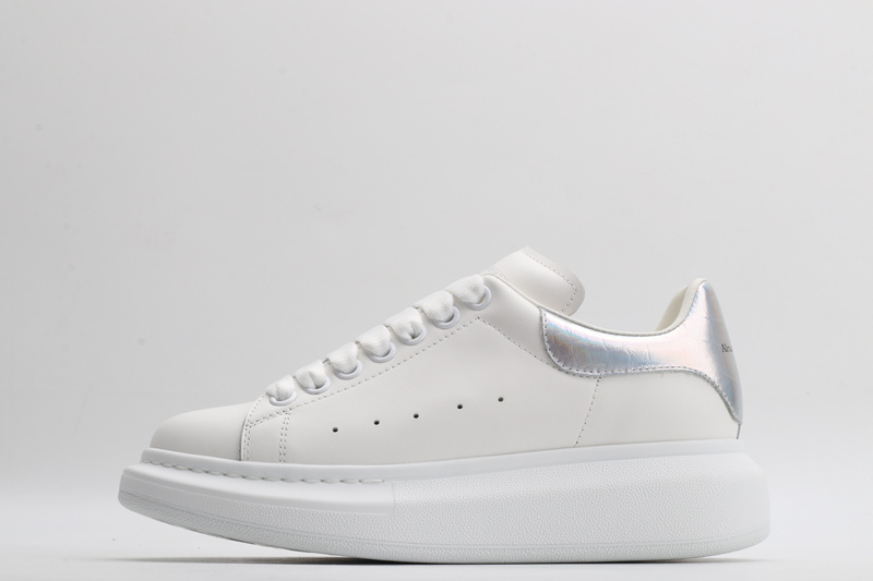 MCQUEEN OVERSIZED SNEAKER