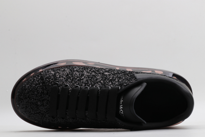 MCQUEEN OVERSIZED SNEAKER