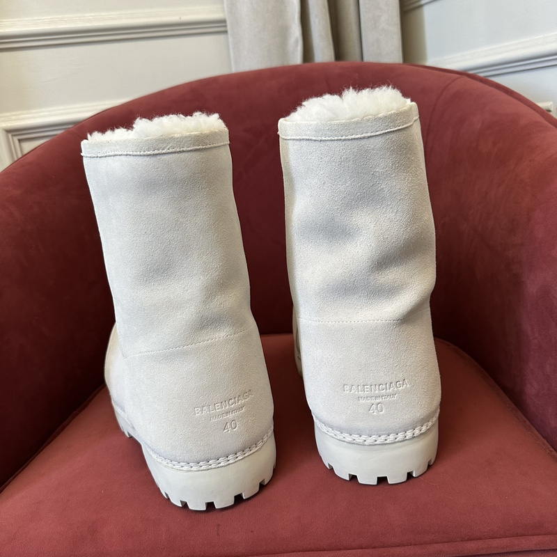 Balenciaga Winter Boots (Middle-Top)
