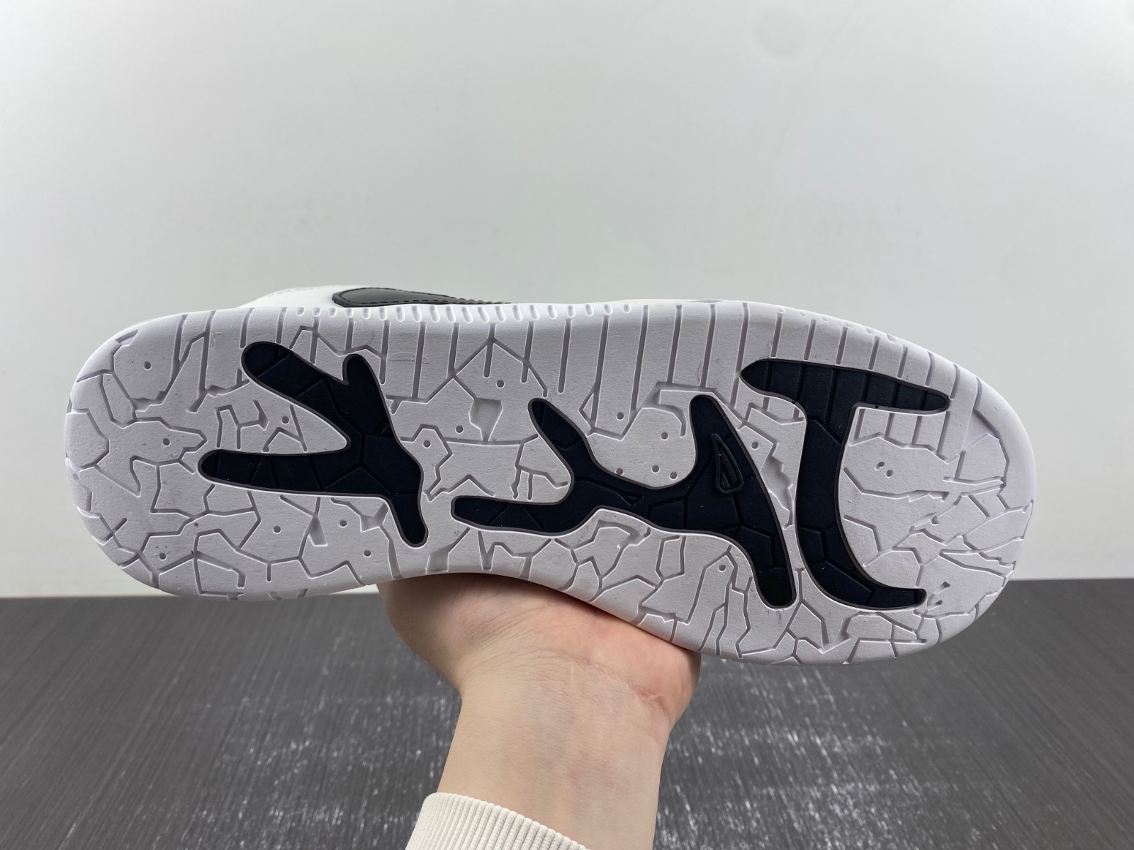 Travis Scott x Jordan Cut The Check