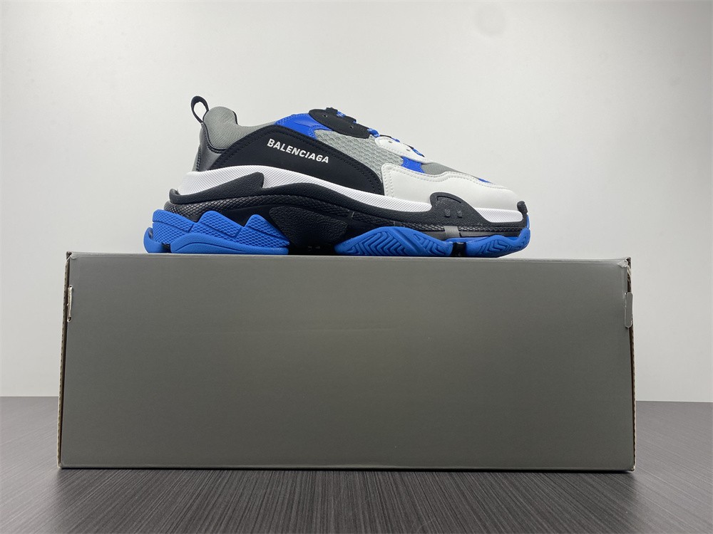 Balenciaga TRIPLE S TRAINER