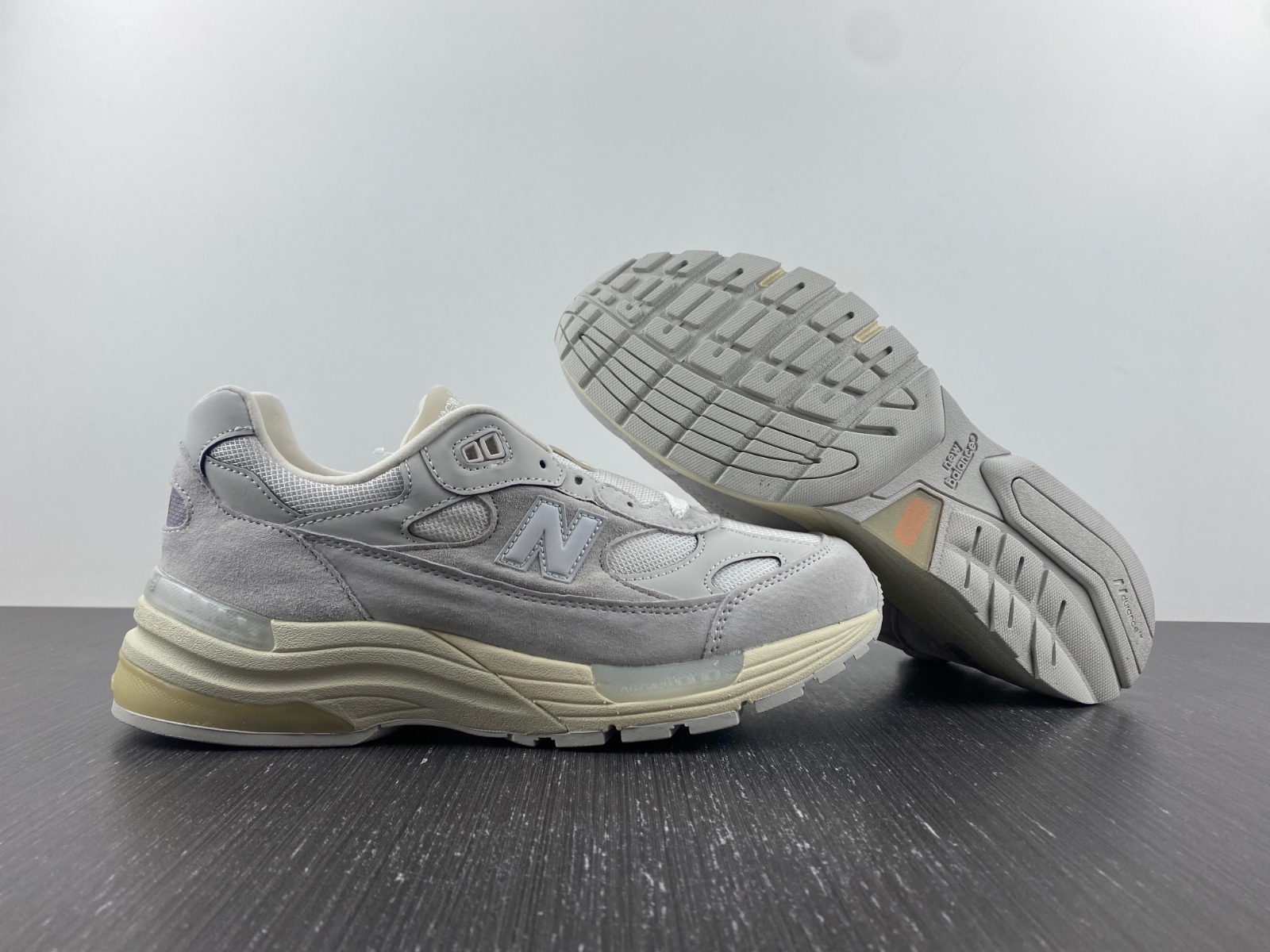 New Balance 992 White Silver (2021) - M992MD