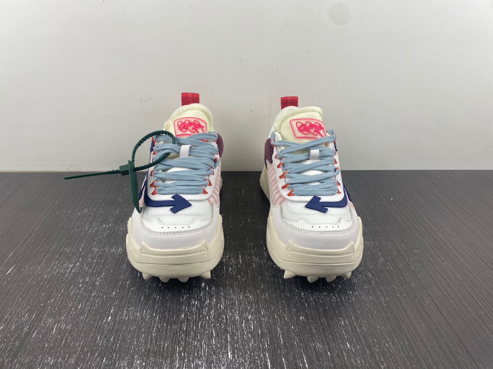 OW C/O ODSY-1000 SNEAKERS