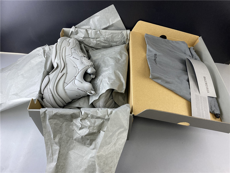 Balenciaga TRIPLE S TRAINER