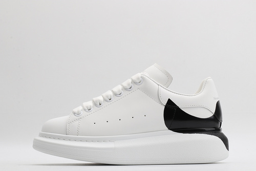 MCQUEEN OVERSIZED SNEAKER