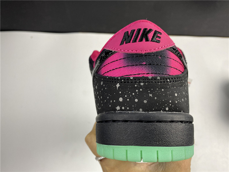 Premier x Nike SB Dunk Low Premium “Northern Lights” 724183-063