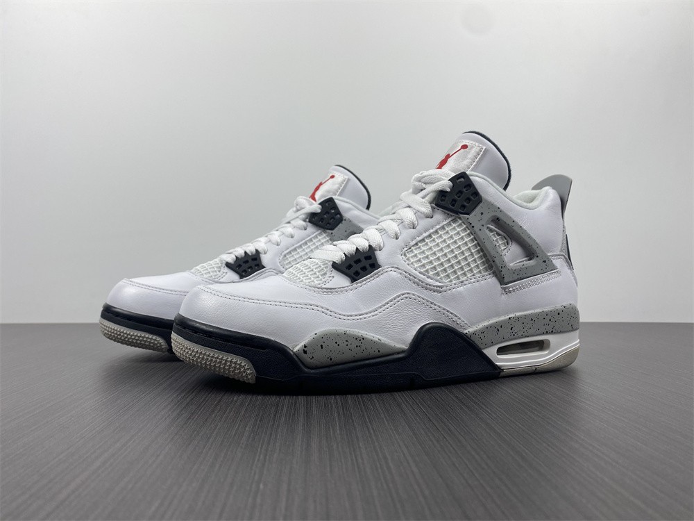 Air Jordan 4 White Cement  840606-192