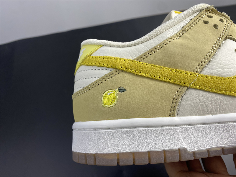 Nike Dunk Low Lemon Drop  DJ6902-700