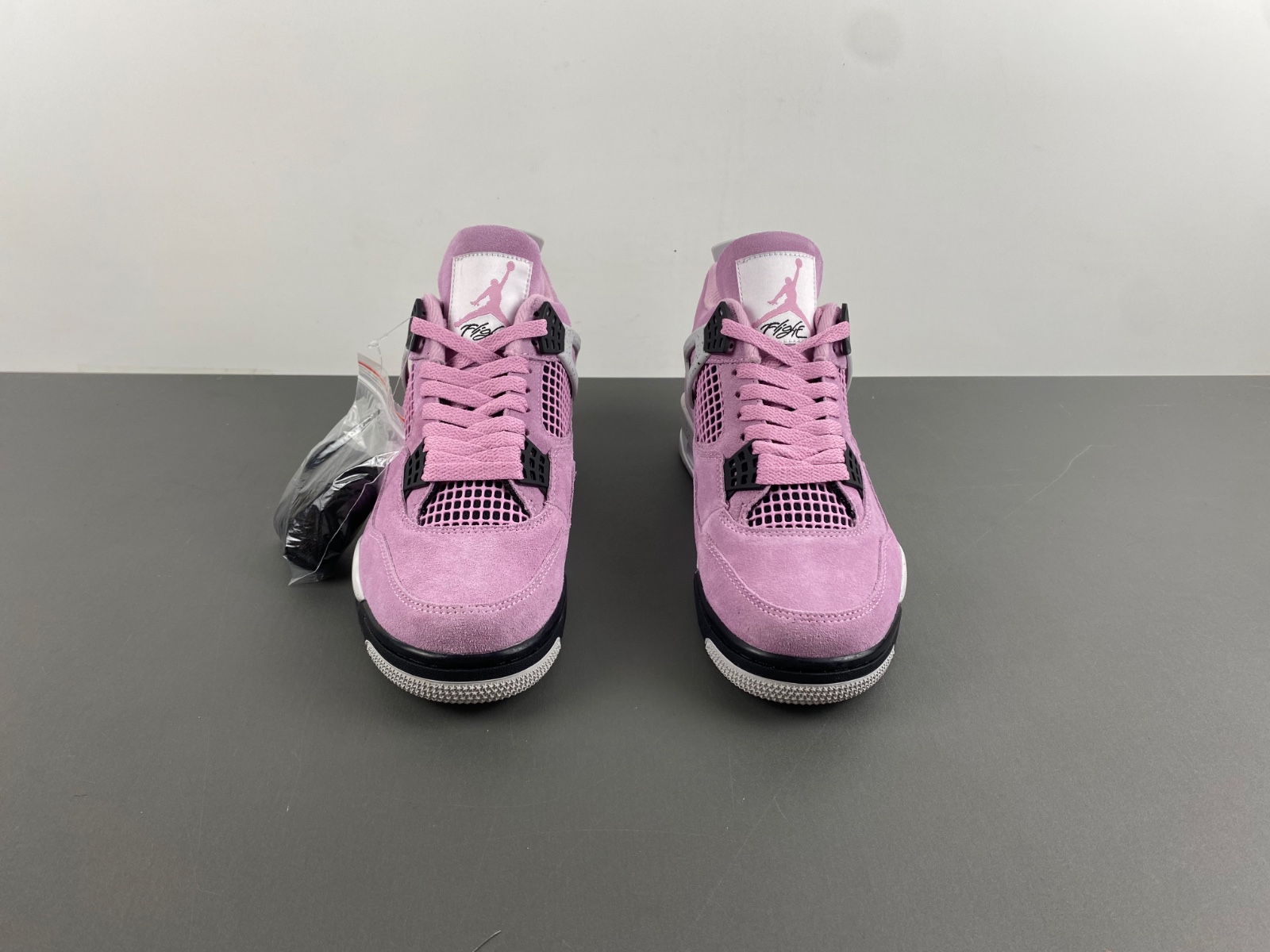 Air Jordan 4 WMNS “Orchid”    AQ9129-501
