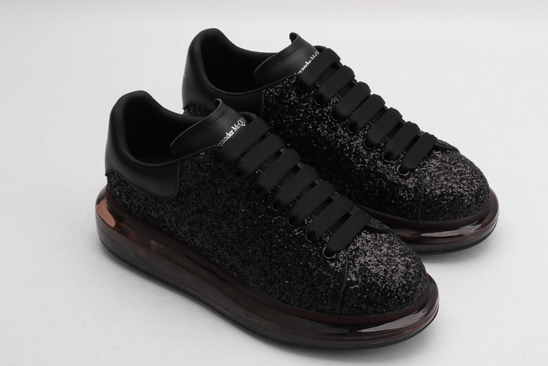 MCQUEEN OVERSIZED SNEAKER