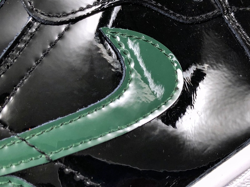 Air Jordan 1 High OG "Solefly Friends & Family" AV3905-038