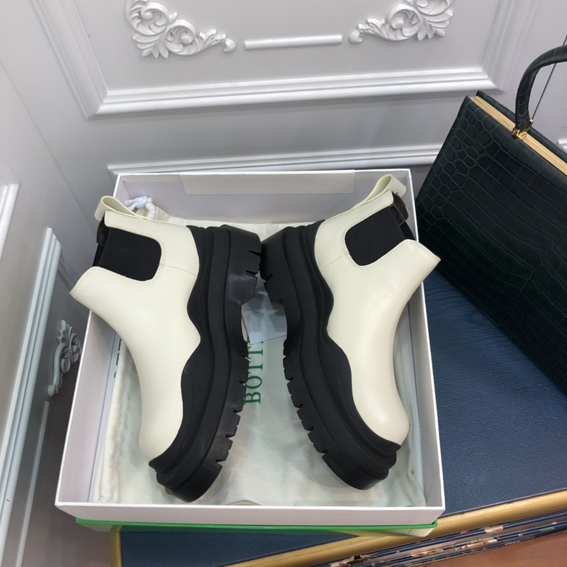 Bottega Veneta Tire Leather Ankle boots