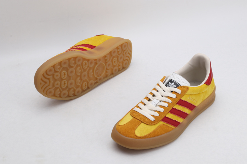 Adidas x Gucci Gazelle SneakerYellow