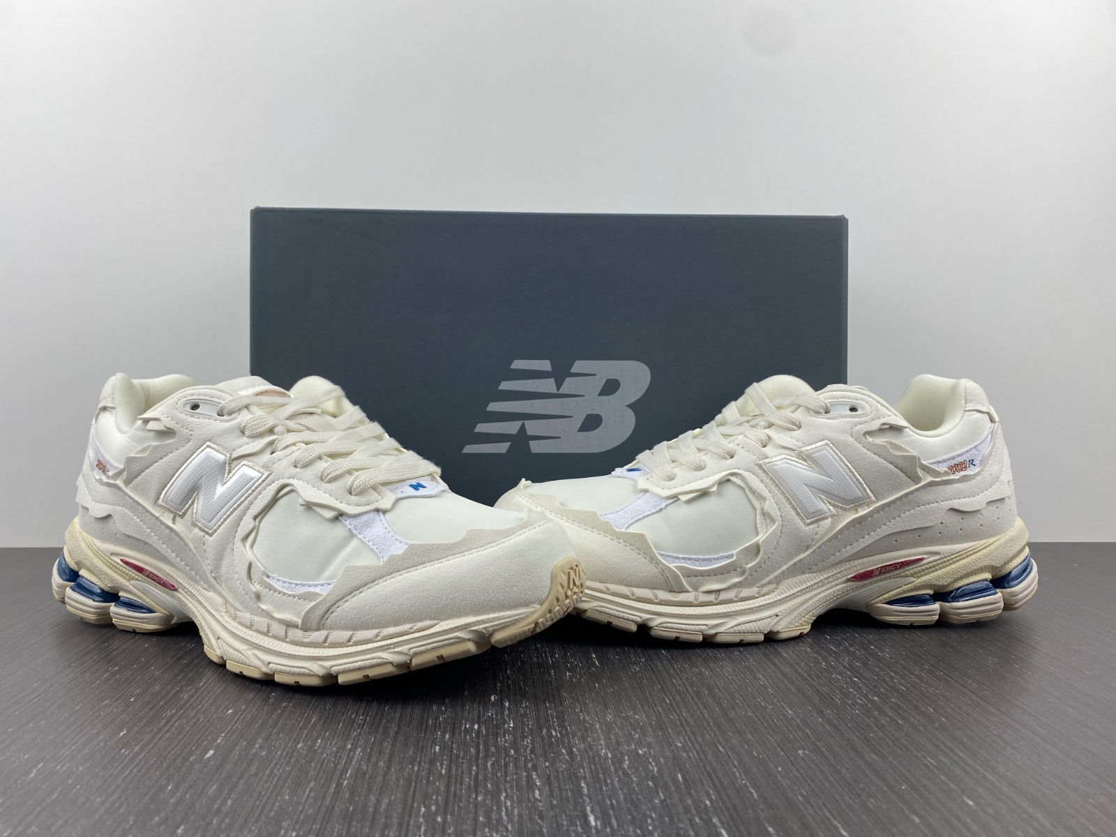 New Balance 2002R Protection Pack Sea Salt - M2002RDC