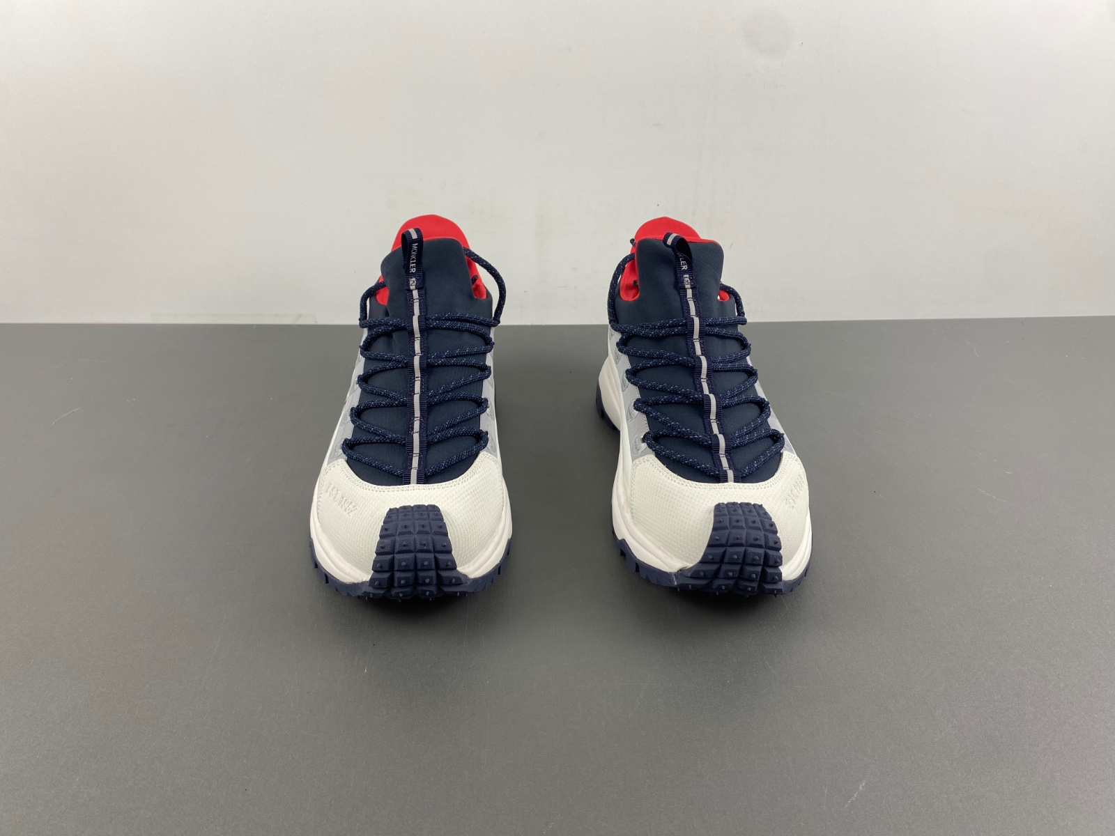 Moncler Trailgrip Lite 2 Sneakers  MC-002
