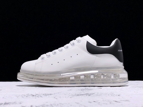 MCQUEEN OVERSIZED SNEAKER