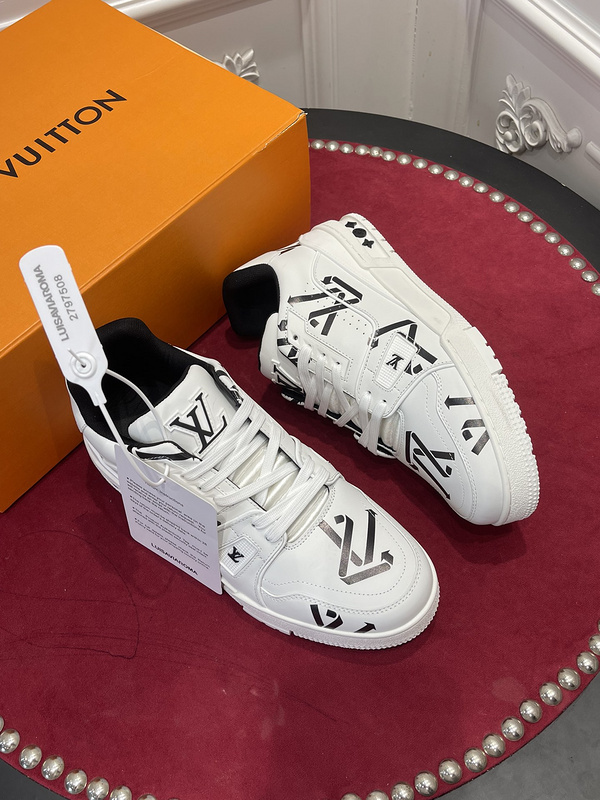 LV Trainer Sneaker