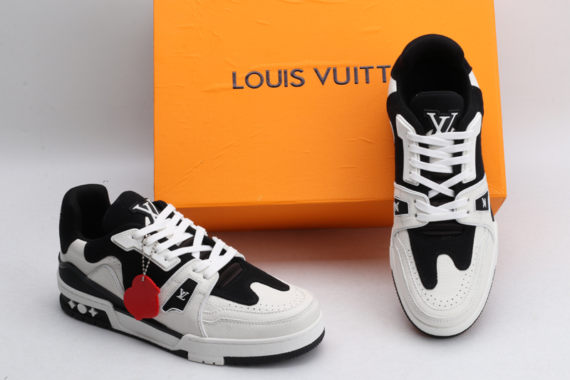 LV Trainer Sneaker