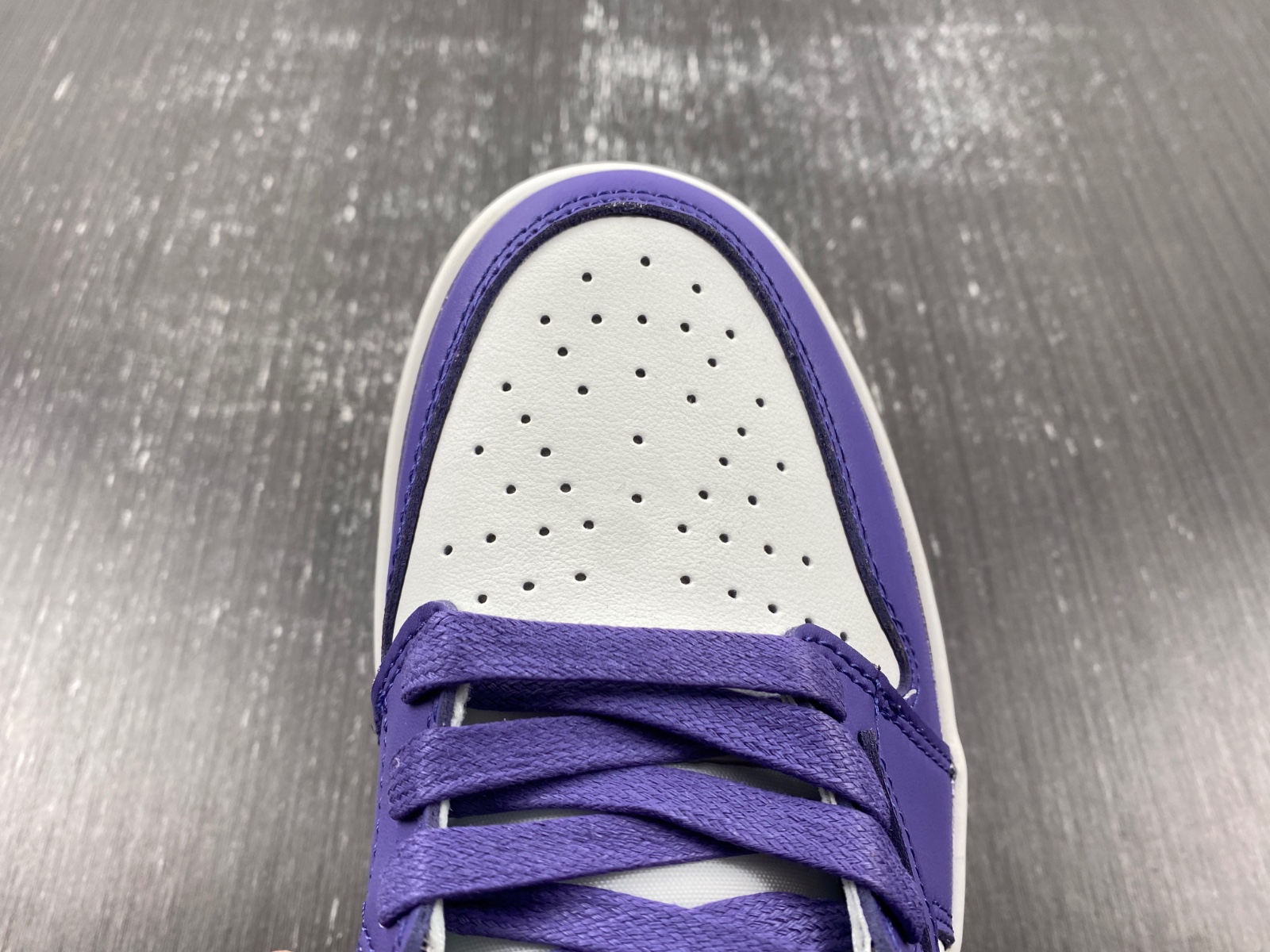 OFF-WHITE x Travis Scott x Air Jordan 1 custom