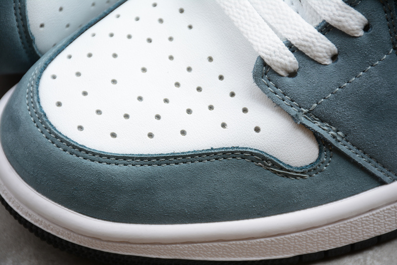 Air Jordan 1 Mid "Facetasm - Fearless" CU2802-100