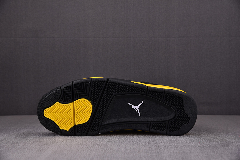 Air Jordan 4 Thunder 2023  DH6927-017