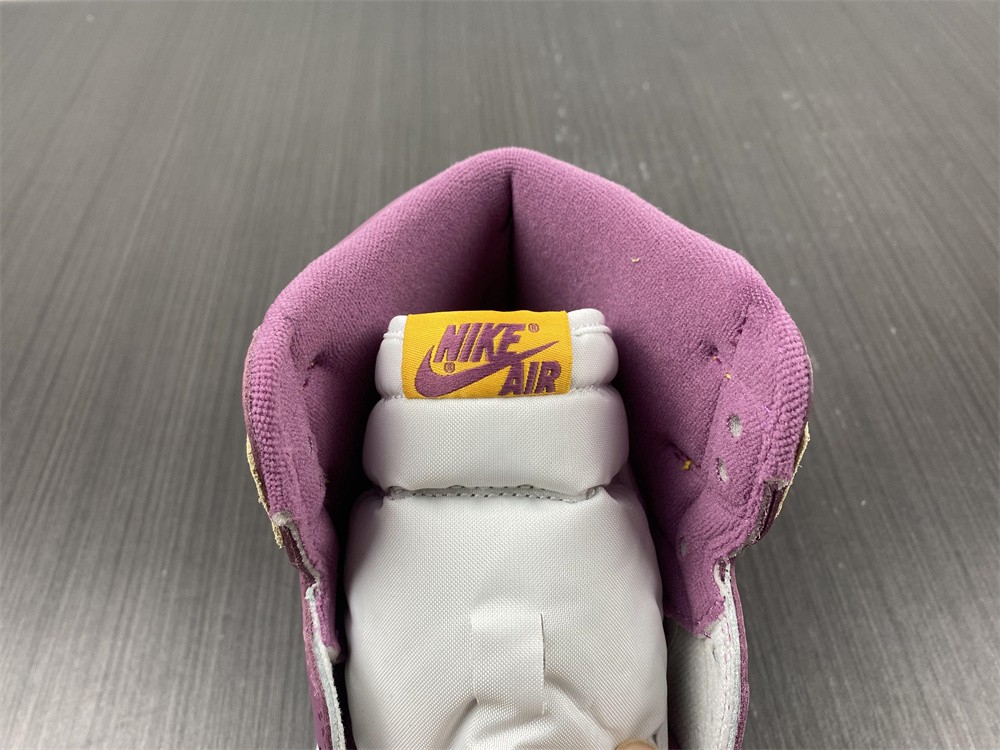 Air Jordan 1 "Brotherhood" 555088-706