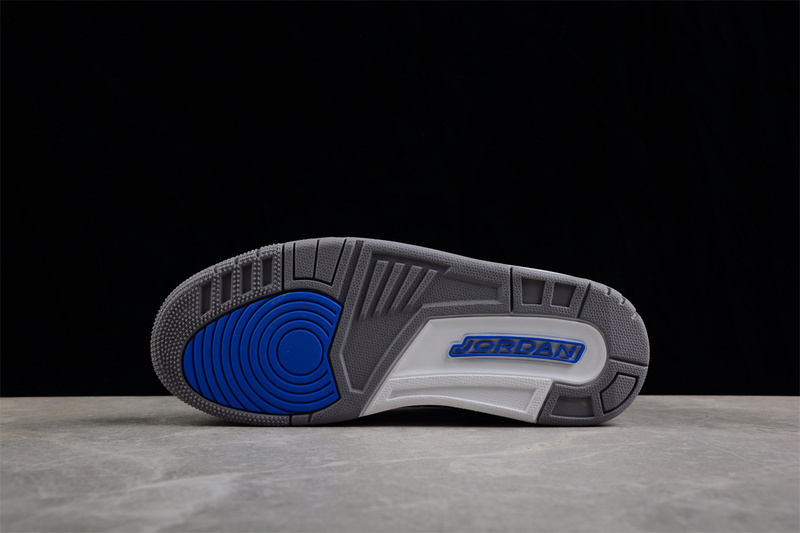Air Jordan 3 Retro "Varsity Royal" CT8532-400