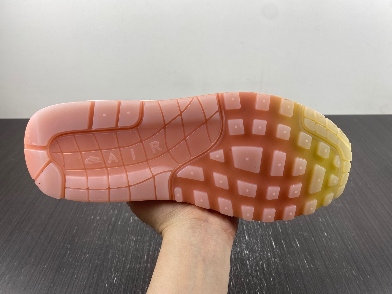 Nike Air Max 1 Metal Charms FJ7734-101