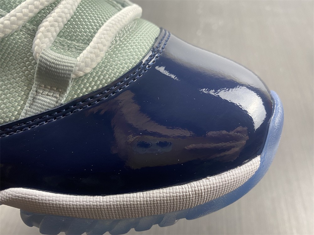 Air  Jordan 11 Retro Low Georgetown 528895-007