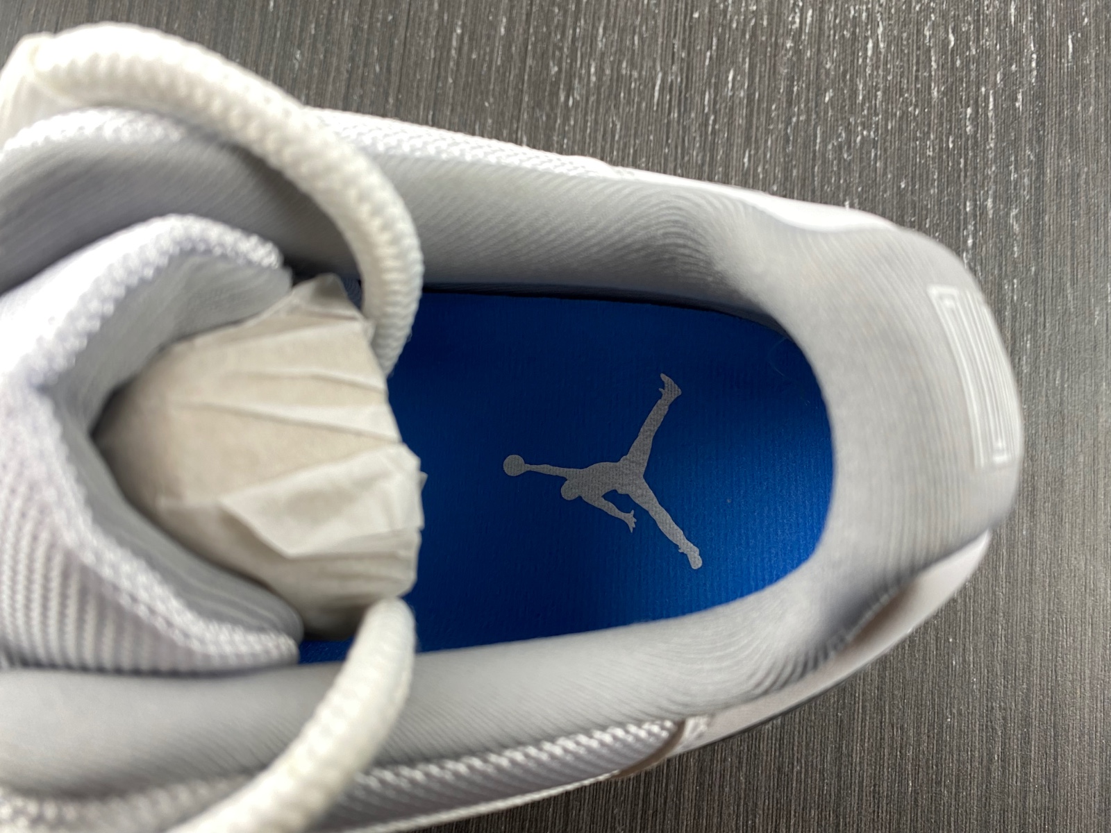 Air Jordan 11 Retro Low 