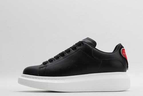 MCQUEEN OVERSIZED SNEAKER