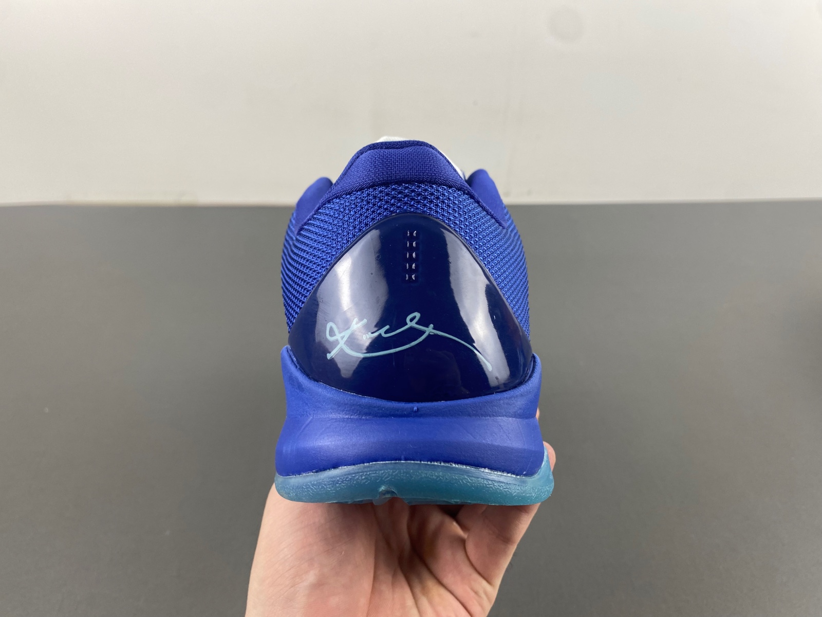Nike Kobe 5 Protro “X-Ray”  HJ4303-400