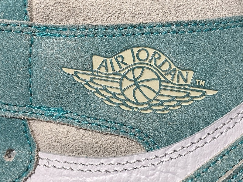 Air Jordan 1 Retro High OG "Turbo Green" 555088-311