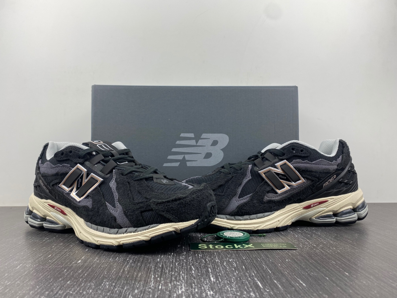 New Balance 1906D Protection Pack Black - M1906DD