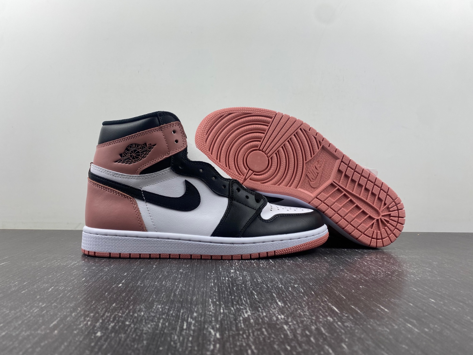 Air Jordan 1 Retro High NRG 