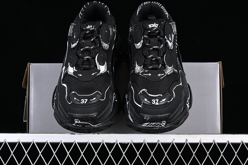 Balenciaga TRIPLE S TRAINER