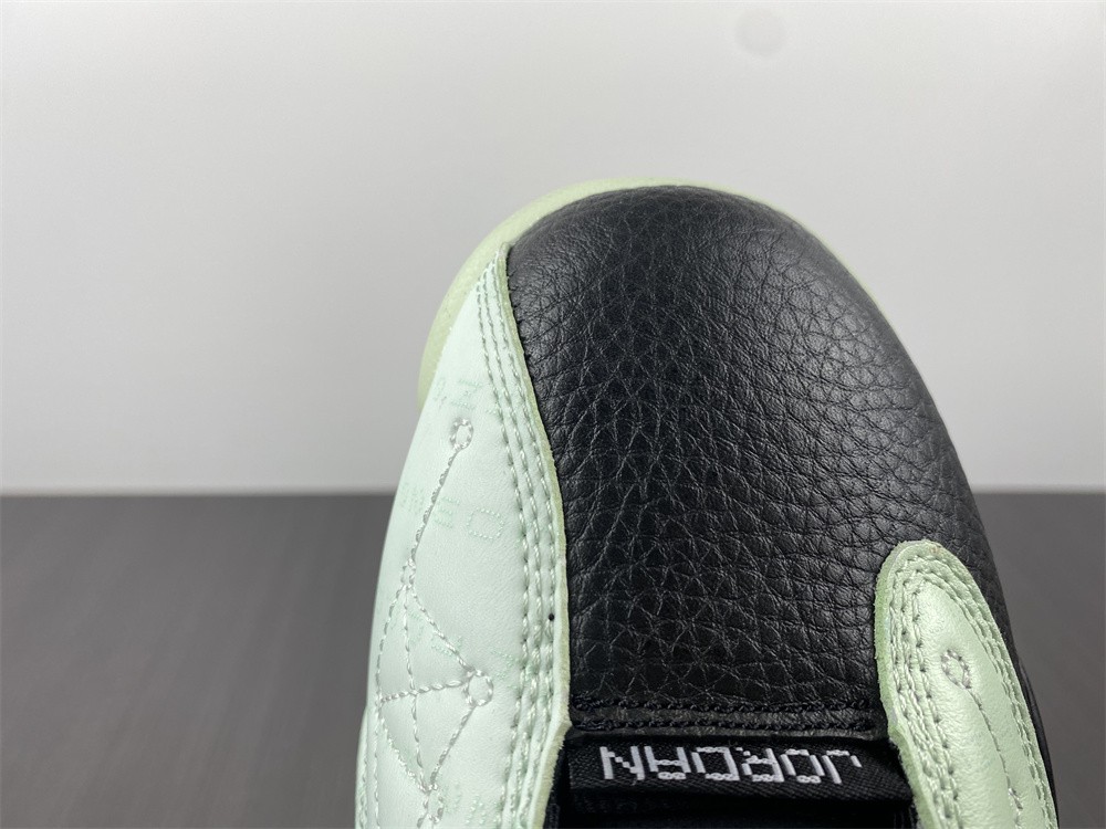 Air Jordan 13 Low Singles Day DM0803-300