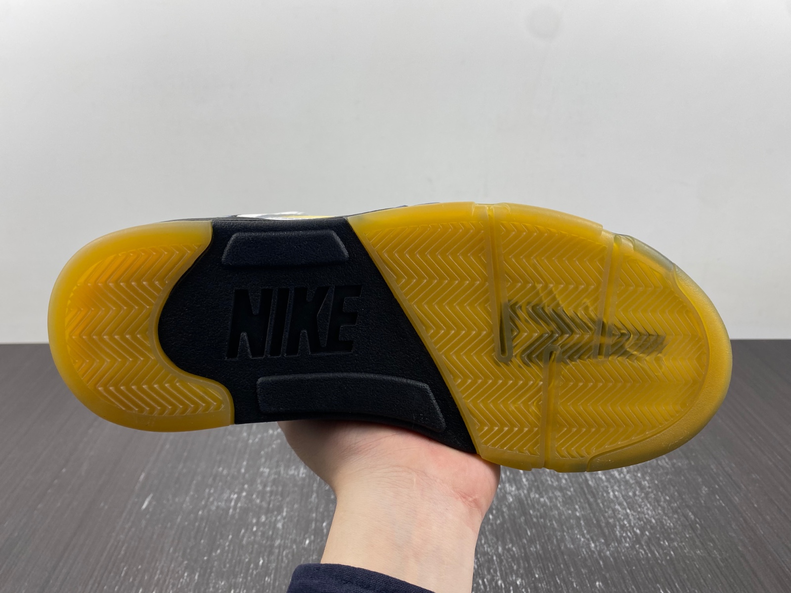 A Ma Maniere x Air Jordan 5 Dawn Photon Dust FZ5758-004