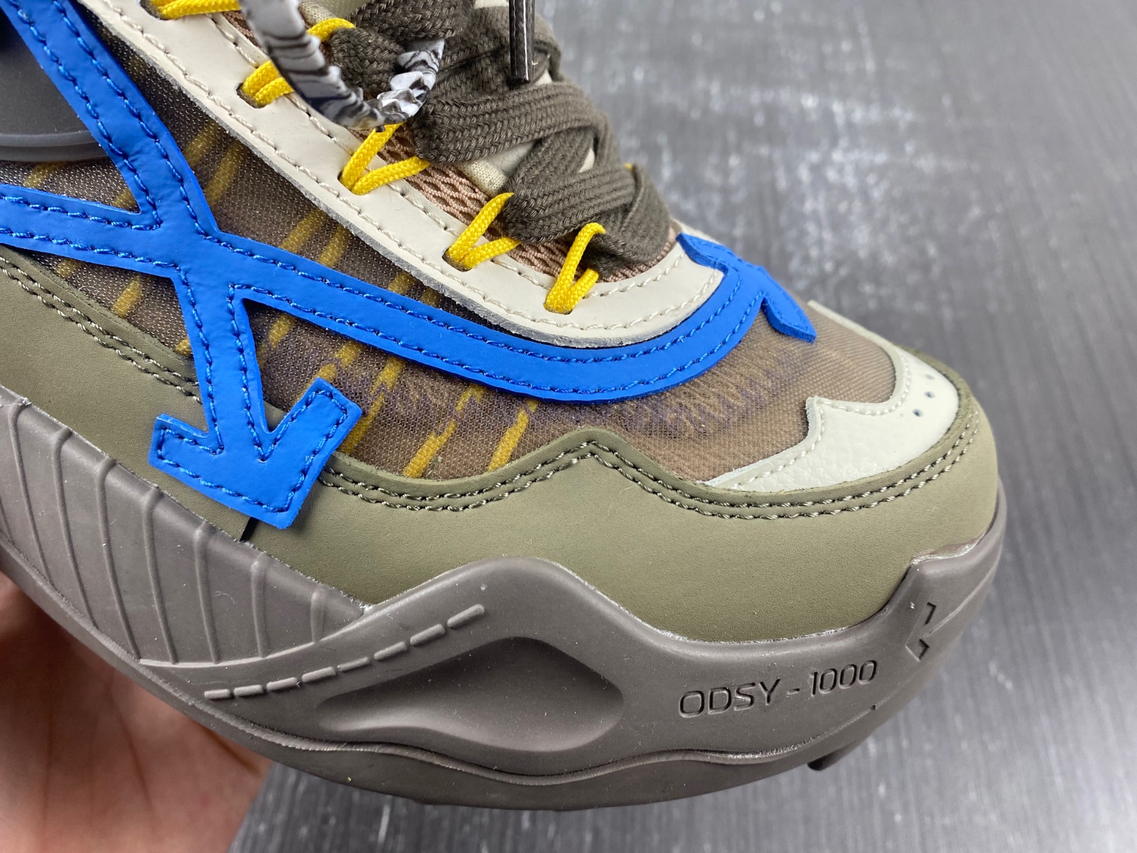 OW C/O ODSY-1000 SNEAKERS