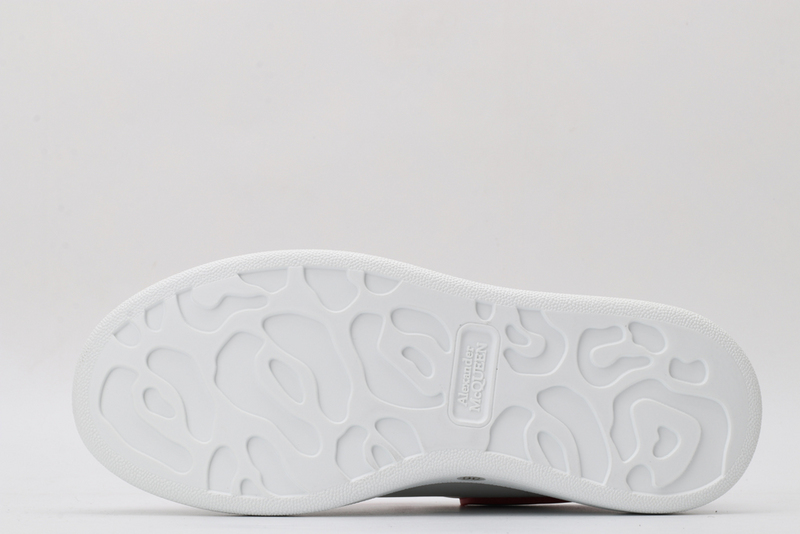 MCQUEEN OVERSIZED SNEAKER