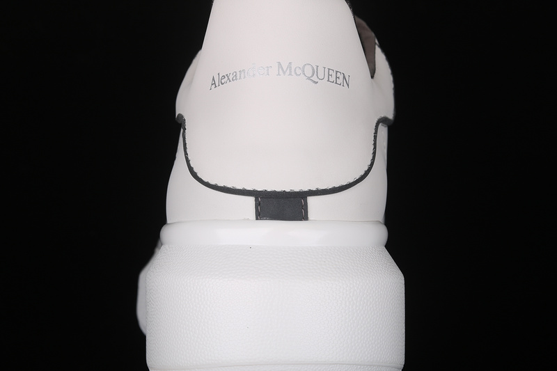 MCQUEEN OVERSIZED SNEAKER