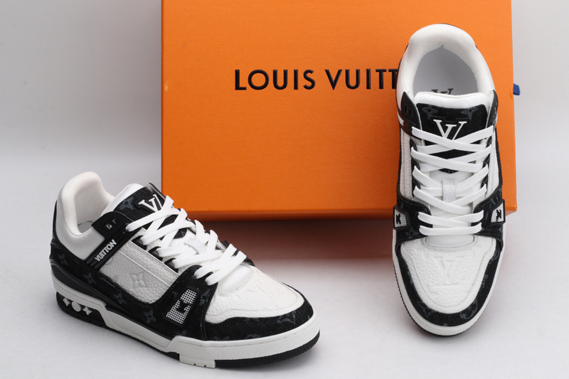 LV Trainer Sneaker