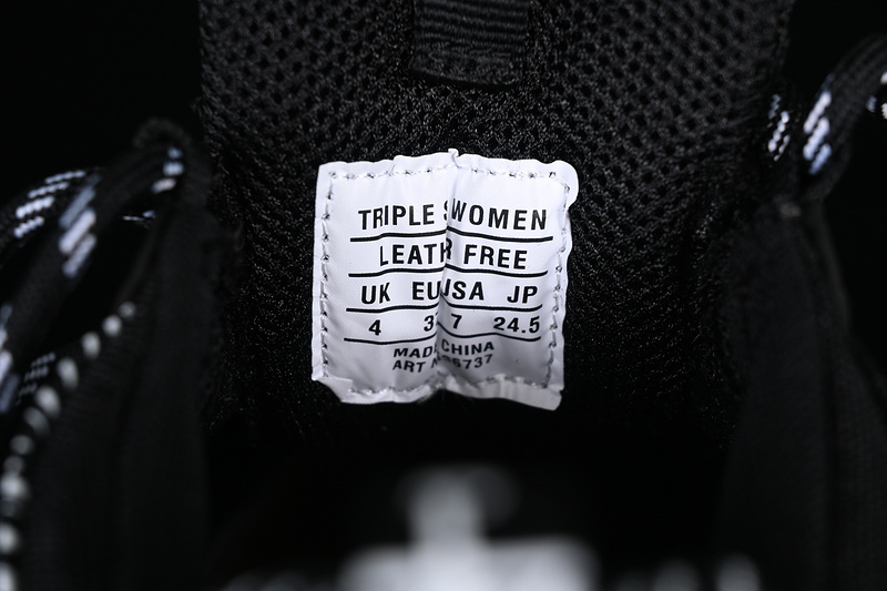 Balenciaga TRIPLE S TRAINER