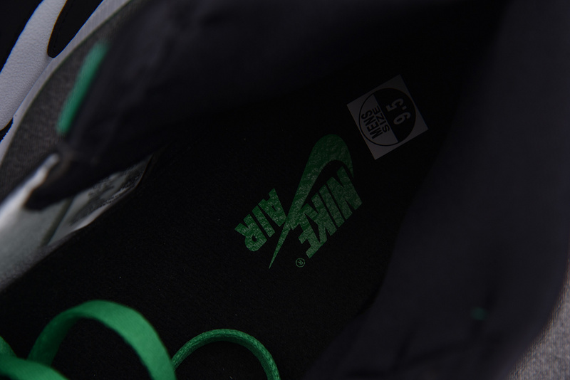 Air Jordan 1 Retro High OG "Celtics" DZ5485-031